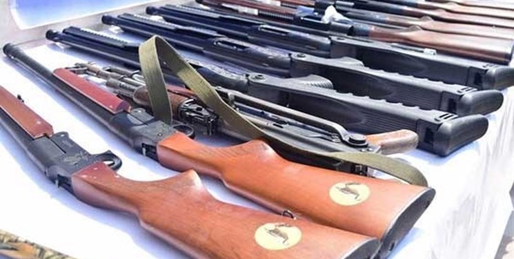 انهدام ۴ باند قاچاق سلاح غیر مجاز در ایلام/ کشف بیش از ۴۰۰ سلاح جنگی و شکاری+ فیلم