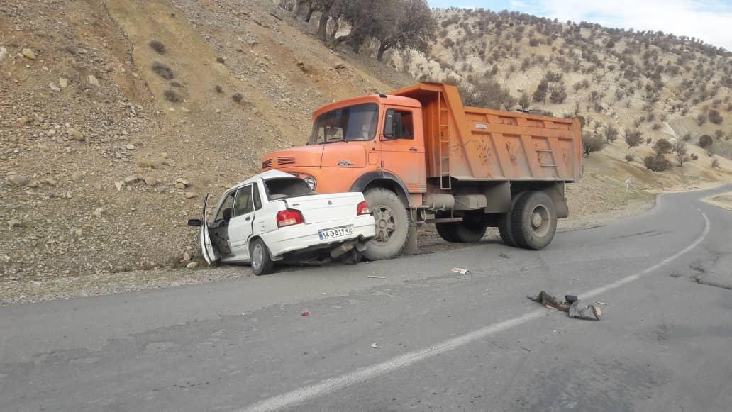 تصادف مرگبار کامیون بنز با پراید در محور ملکشاهی حادثه آفرید+عکس