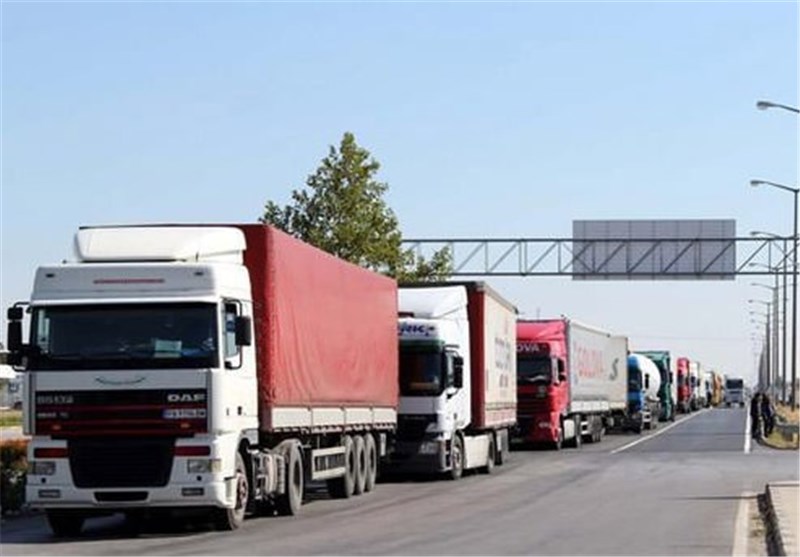 پذیرش کامیون های ترانزیتی از مرز بین المللی مهران