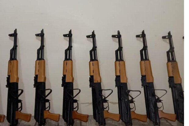 محموله قاچاق سلاح در مرز دهلران کشف و ضبط شد