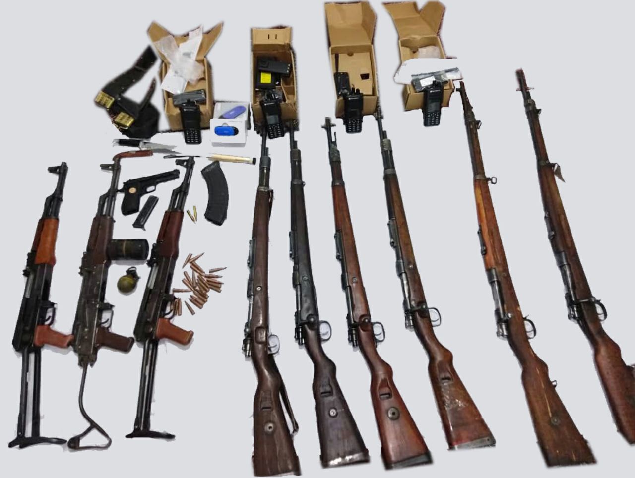 محموله قاچاق سلاح در مرز مهران کشف و ضبط شد