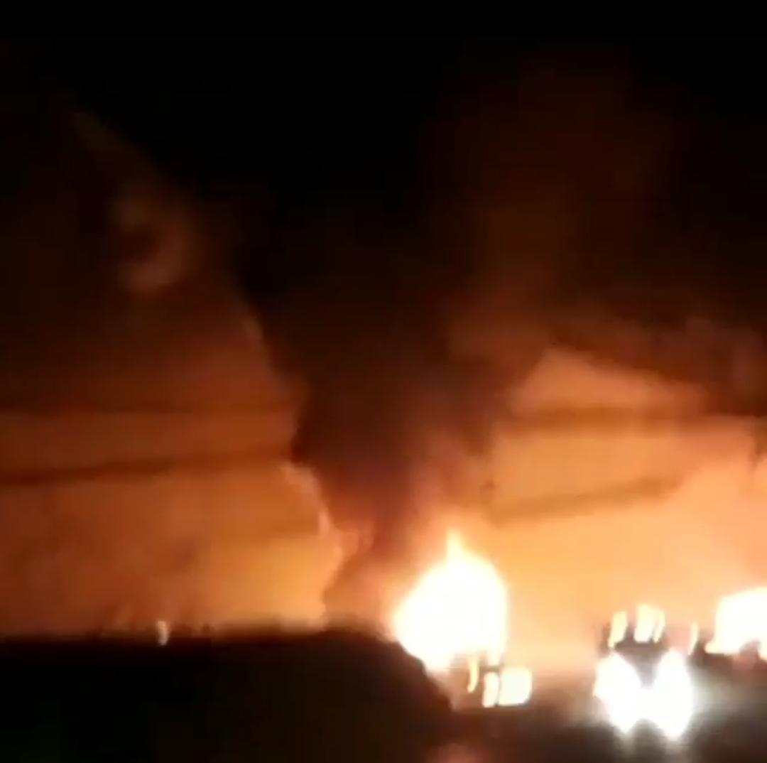 واژگونی تانکر حمل سوخت در ایلام به خیر گذشت+فیلم