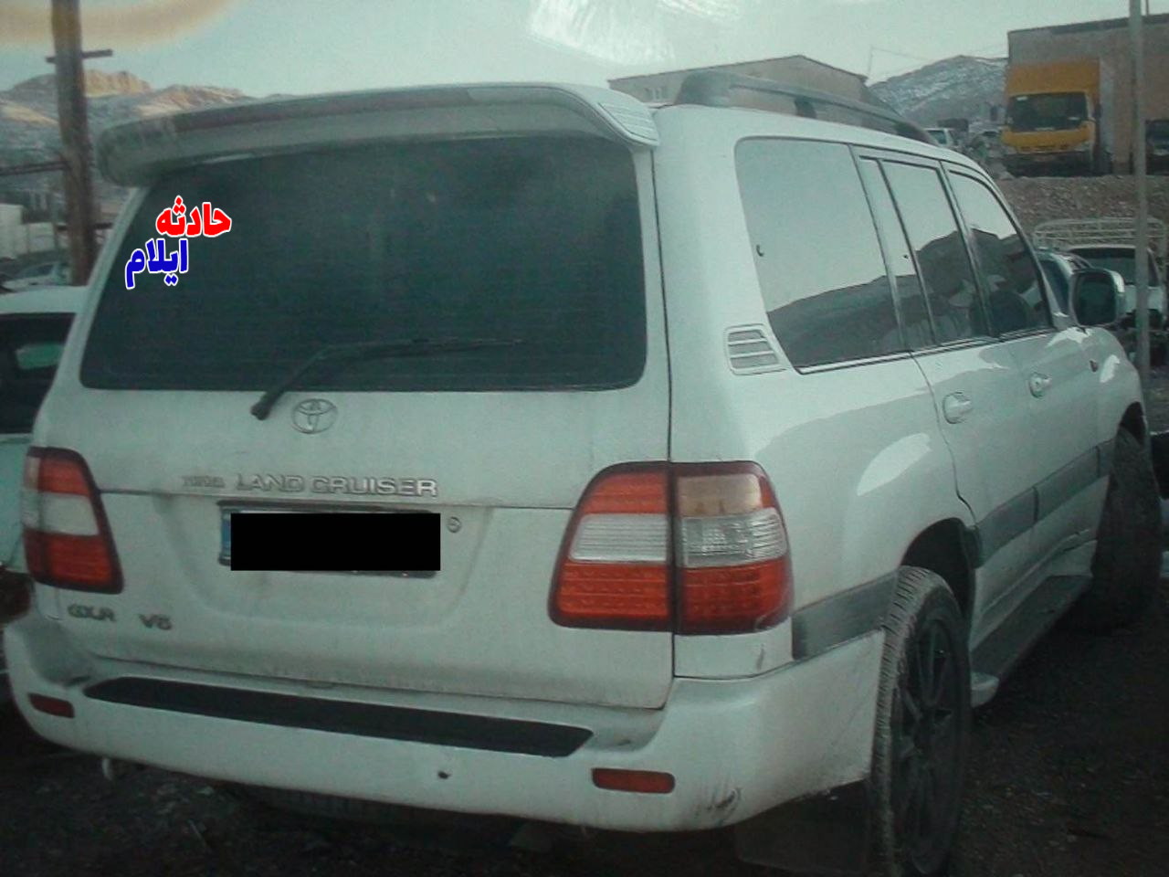 خودروی تویوتا لندکروز با پلاک جعلی در ایلام توقیف شد+عکس