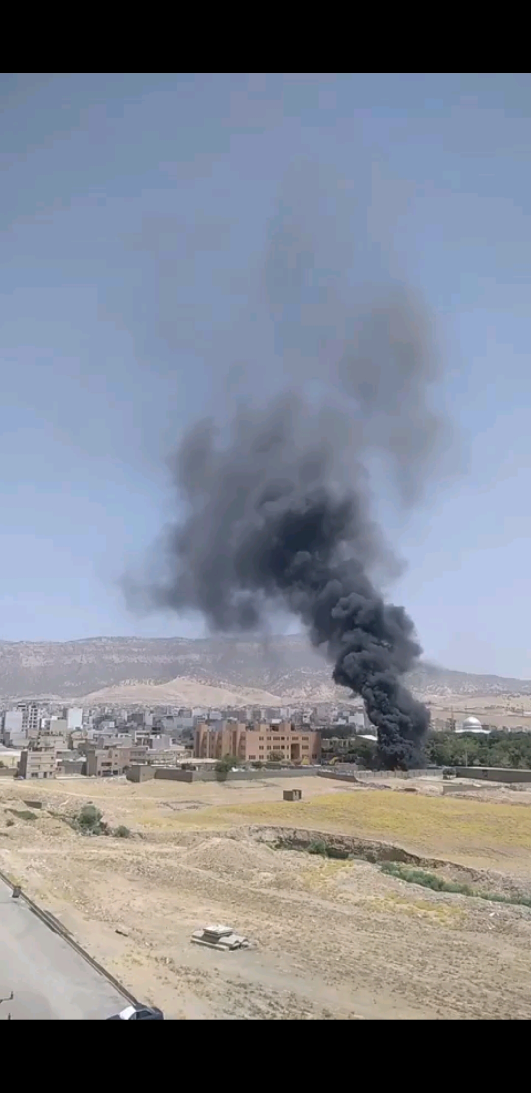 فیلم / وقوع آتش سوزی در یکی از ضایعاتی شهر ایلام