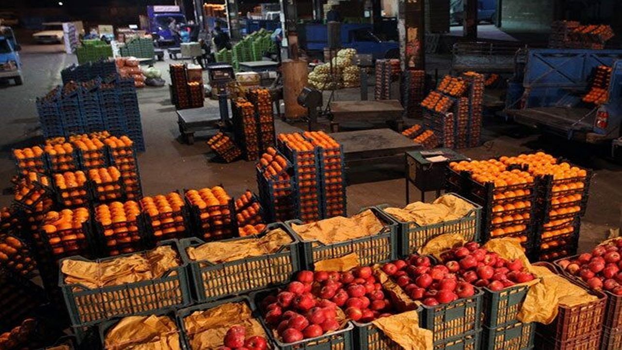 صادرات ۲۰۶ هزار تن محصولات کشاورزی از مرز مهران به عراق