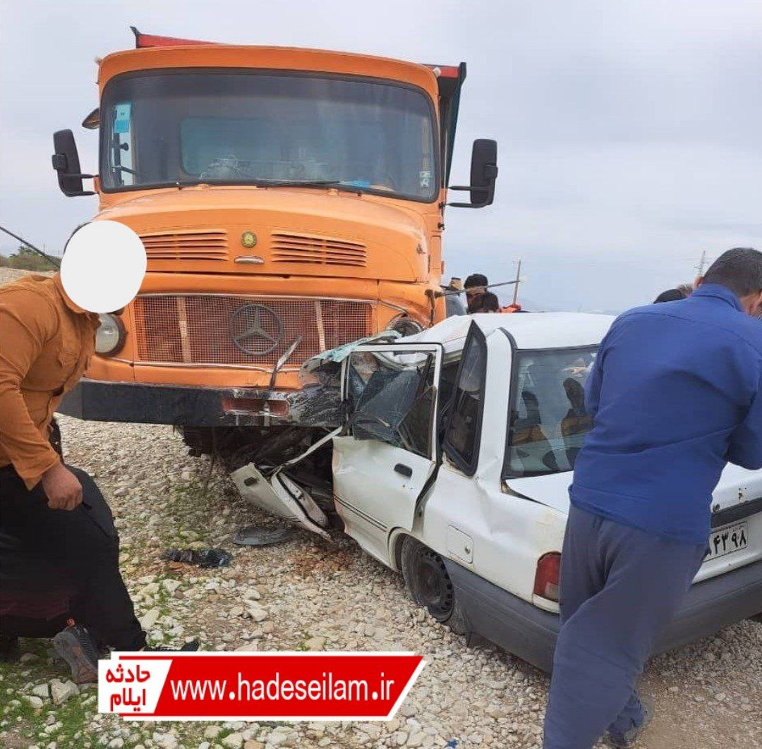 تصادف مرگبار کامیون با پراید در محور دهلران+عکس