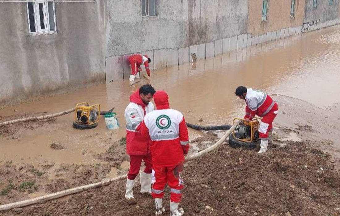 امدادرسانی حادثه دیدگان در سیلاب ۶ استان