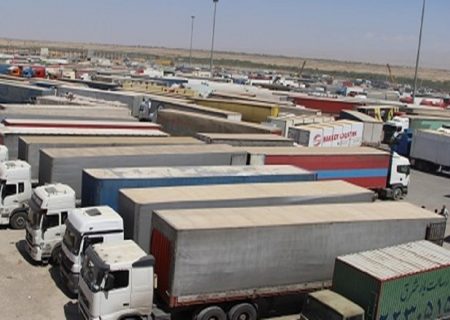 بیش از ۴۰۵ میلیون دلار کالا از مرز مهران به عراق صادر شد