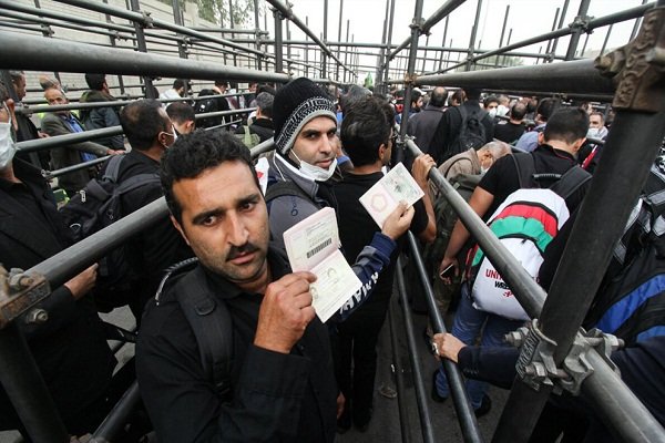 افزایش تردد زائران در مرز مهران با توجه به بسته شدن مرز خسروی
