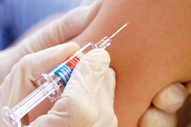 بیش از ۲۴۱ هزار دوز واکسن کرونا در ایلام تزریق شد