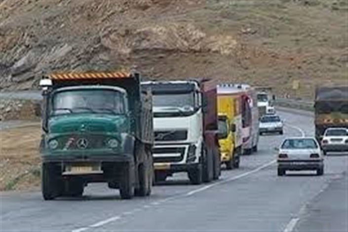 افزایش ۵۱ درصدی تردد وسایل نقلیه سنگین در محورهای استان ایلام