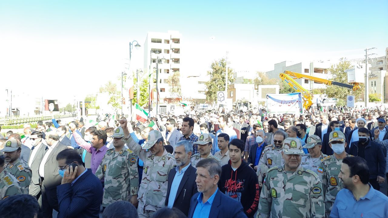 گزارش تصویری/‌حضور گسترده و باشکوه مردم در راهپیمایی ۱۳ آبان در ایلام