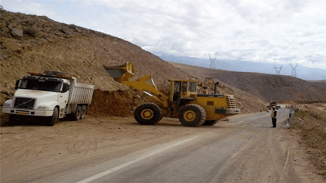 جاده چشمه چاهی – سیروان در آینده نزدیک زیر بار ترافیک می‌رود