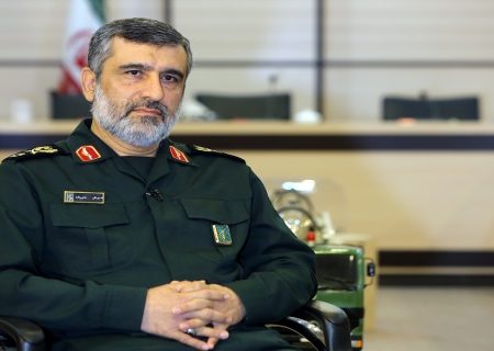 پایگاه‌های آمریکا مثل گوشت زیر دندان ما هستند