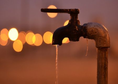 حفظ ذخایر آبی نیازمند مراعات مصرف آب در خانه تکانی است