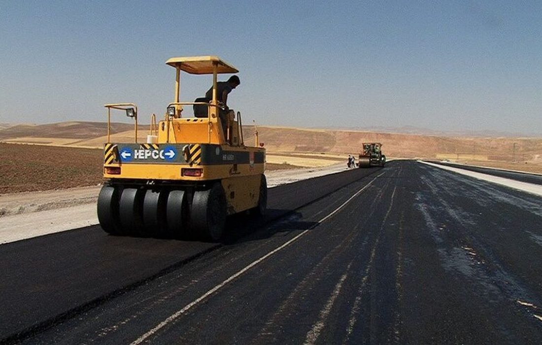 جاده چشمه چاهی – سفیدخانی سیروان تا ۲ هفته آینده زیر بار ترافیک می‌رود