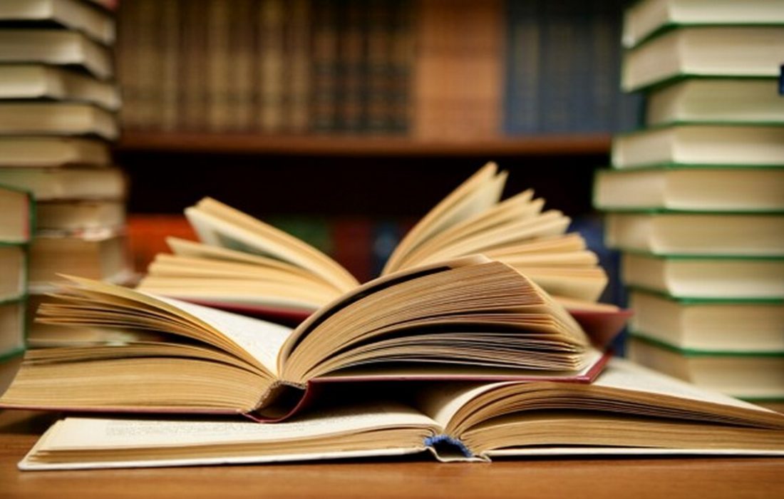 خرید ۵۰۰ میلیون ریال کتاب از ناشران و نویسندگان استان ایلام