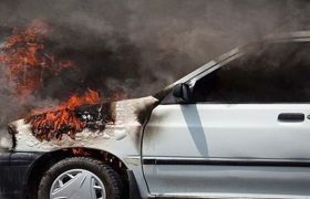 آتش زدن یک خودرو در مرکز شهر ایلام توسط فردی ناشناس