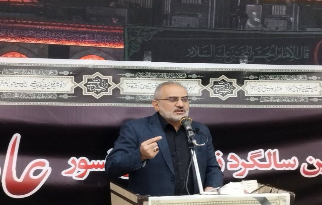 جایگاه فاخر عادل آذر به دلیل تلاش بیوقفه و دغدغهمندی برای مردم بود