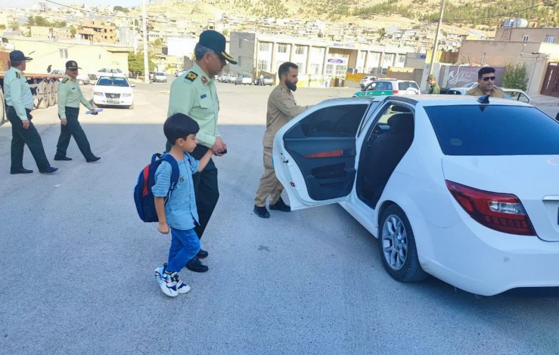 بدرقه پدرانه فرزند شهید”حسن سهیلی “از خانه تا مدرسه توسط فرمانده انتظامی استان ایلام +گزارش تصویری
