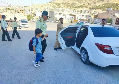 بدرقه پدرانه فرزند شهید”حسن سهیلی “از خانه تا مدرسه توسط فرمانده انتظامی استان ایلام +گزارش تصویری
