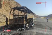 اتوبوس مسافربری حین تردد در محور ایلام به مهران دچار حریق شد