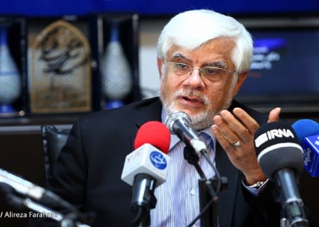 عارف: پیش‌فروش خودرو باید جمع شود
