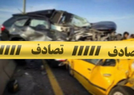 ۵ مصدوم در تصادف خودرو پراید و ساینا در مسیر مهران (پل زائر)