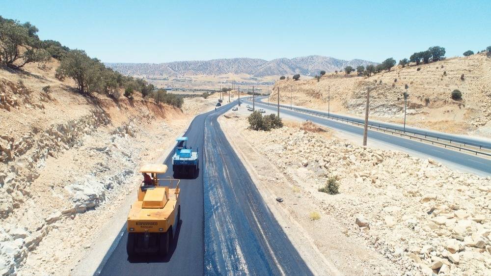 دوربرگردان تونل‌های دوقلوی ایلام تا هفته آینده زیر بار ترافیک می‌رود